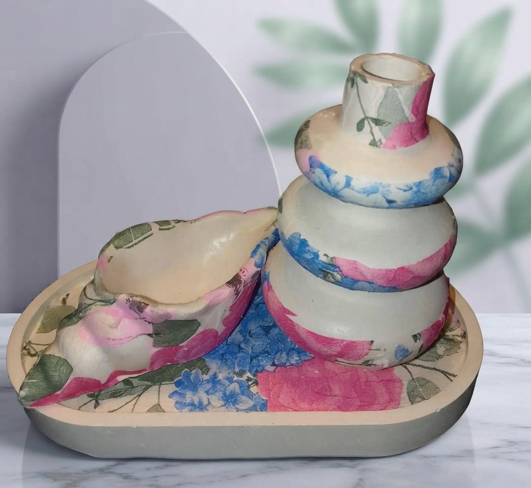 Elegant shell-shaped bowl and floral display tray for home interior decoration